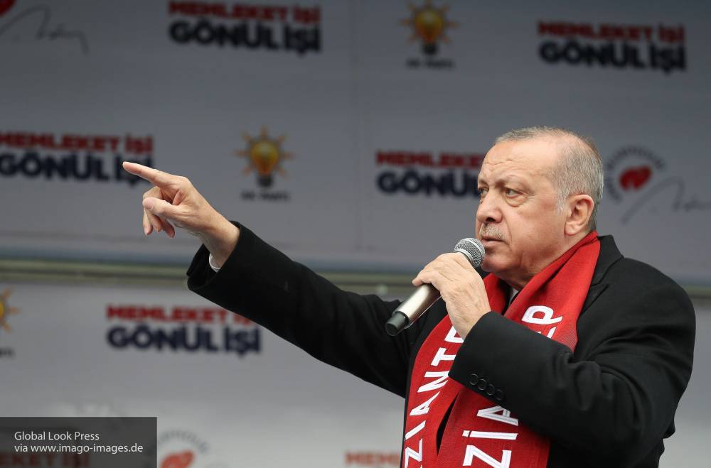 Эрдоган ожидает, что США передадут Турции главаря курдов-террористов из SDF