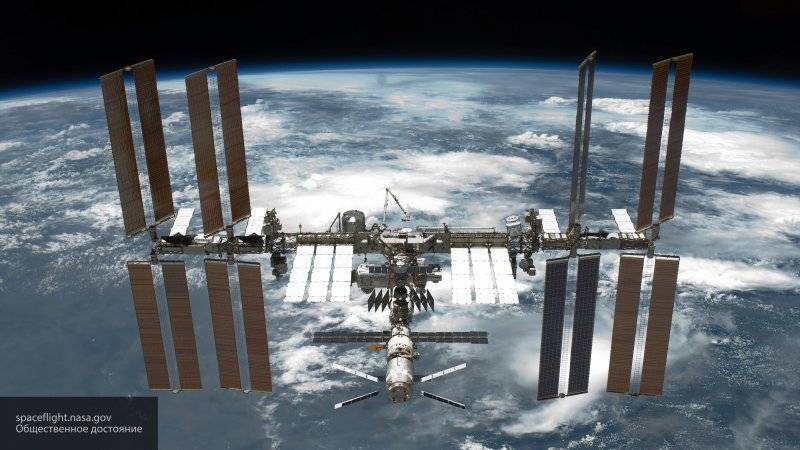 Россия открыта для обсуждения с США полета американского астронавта на "Союзе"