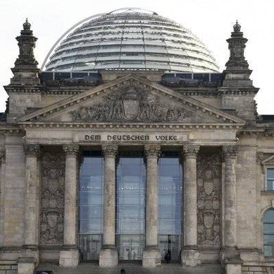 Бундестаг отклонил предложение отменить санкции против России