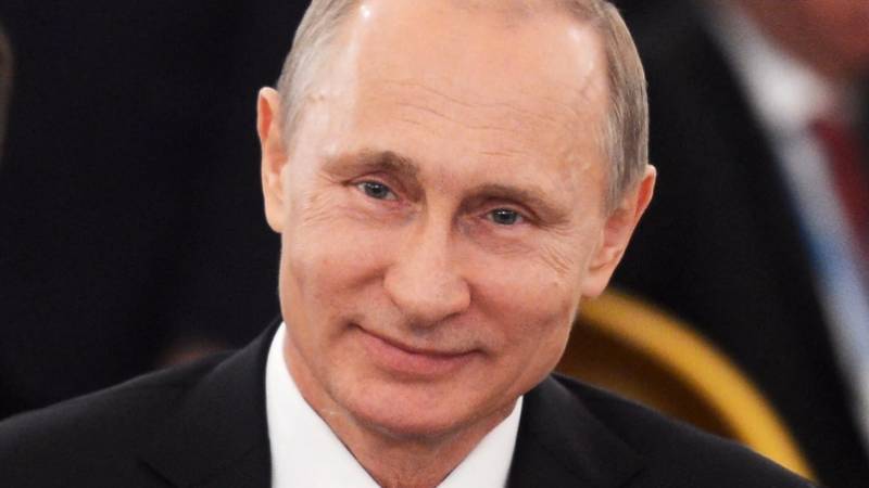 Отказываясь от нормандской встречи, Путин спасает Зеленского от полного провала и позора