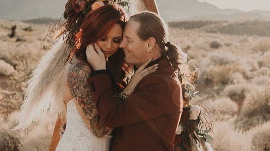 В сети появились первые фото со свадьбы Кори Тейлора из Slipknot