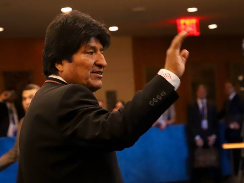Моралес победил на президентских выборах в Боливии