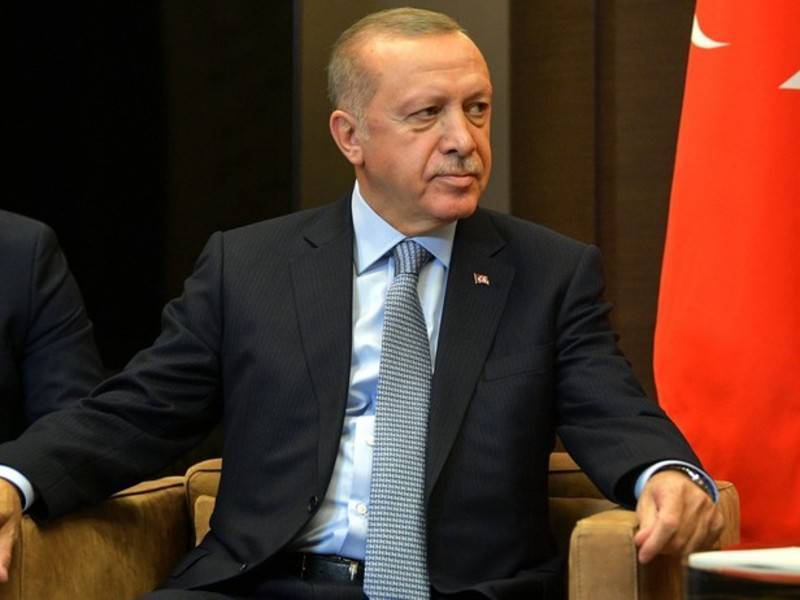 Президент Турции требует от США выдачи командира курдских боевиков