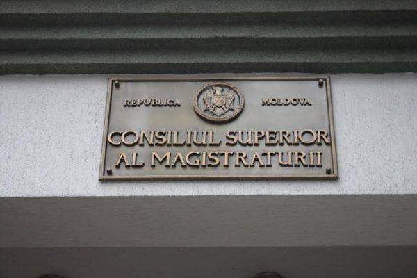 Судебный кризис тормозит реформу юстиции, считают власти Молдавии