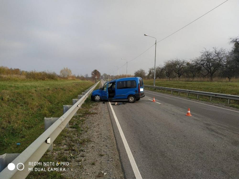 Под Черняховском пожилой водитель автомобиля пострадал в результате ДТП