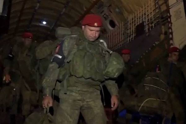 Опубликовано видео прибытия в Сирию военных полицейских из Чечни