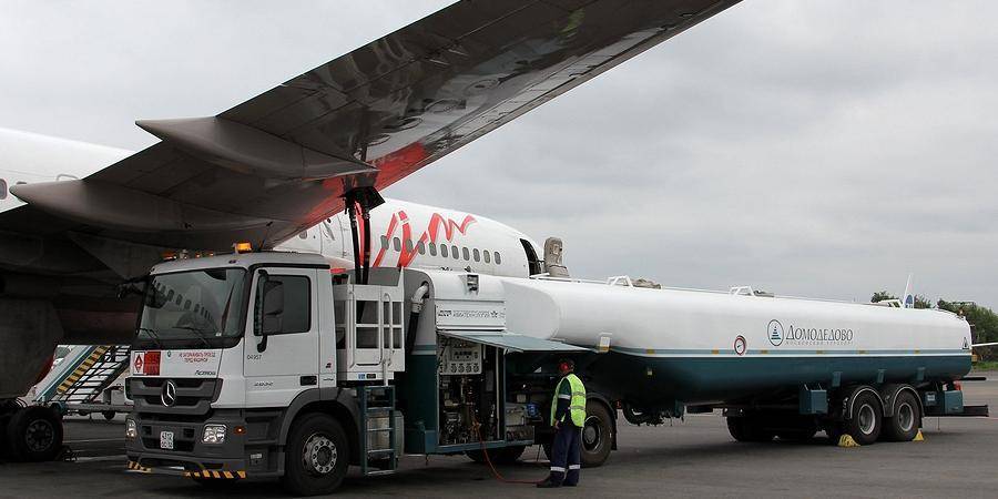 Российским авиаперевозчикам компенсируют 23 миллиарда рублей за керосин