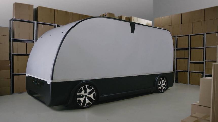 Прототип беспилотного шаттла-грузовика представили в Петербурге