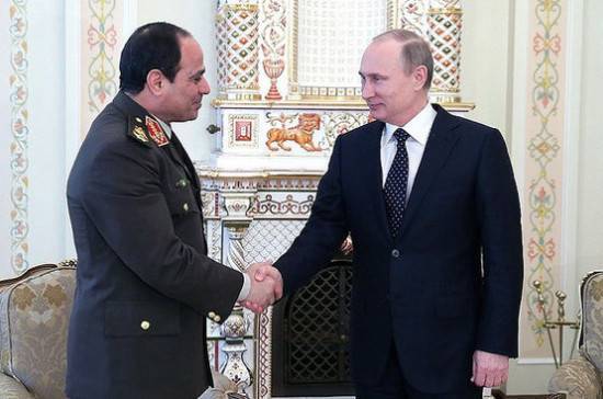 Президент Египта пригласил Путина на форум по устойчивому развитию в Асуан