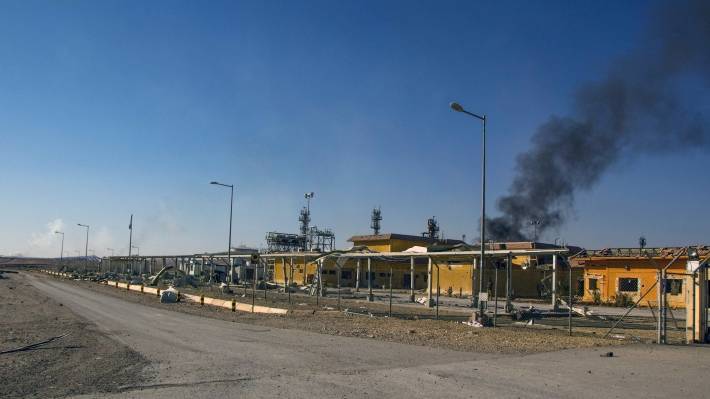 Курдским боевикам в Дейр-эз-Зоре предъявили ультиматум об уходе от нефтегазовых месторождений Сирии