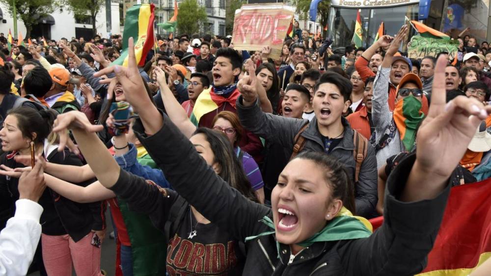 ЕС, США и страны Латинской Америки призвали власти Боливии провести второй тур президентских выборов