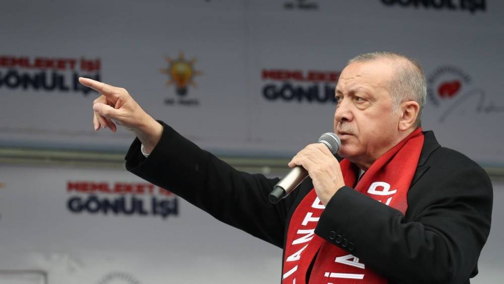 Эрдоган призвал приравнять курдов-террористов к ИГ