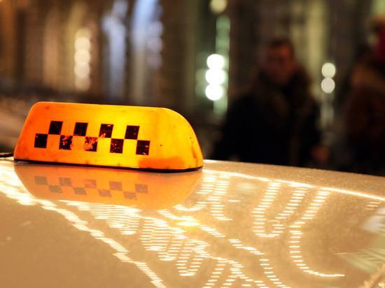 Таксист напал с ножом на водителя скорой в Москве