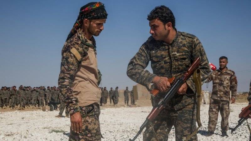 Эксперт заявил, что США и курды-радикалы попросту грабят стратегические недра Сирии