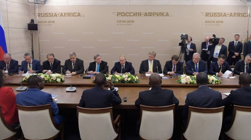 Россия подписала со странами Африки контрактов на 800 миллиардов рублей