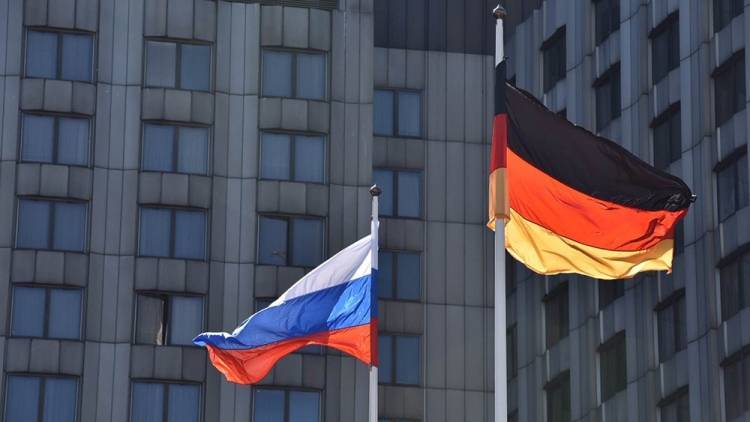 Главы МИД России и Германии обсудили ситуацию, возникшую из-за курдов-террористов в Сирии