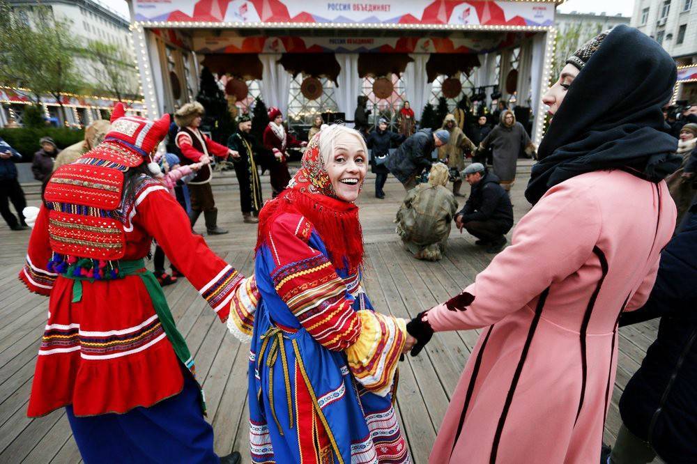В Москве обсуждают сохранение языков народов России