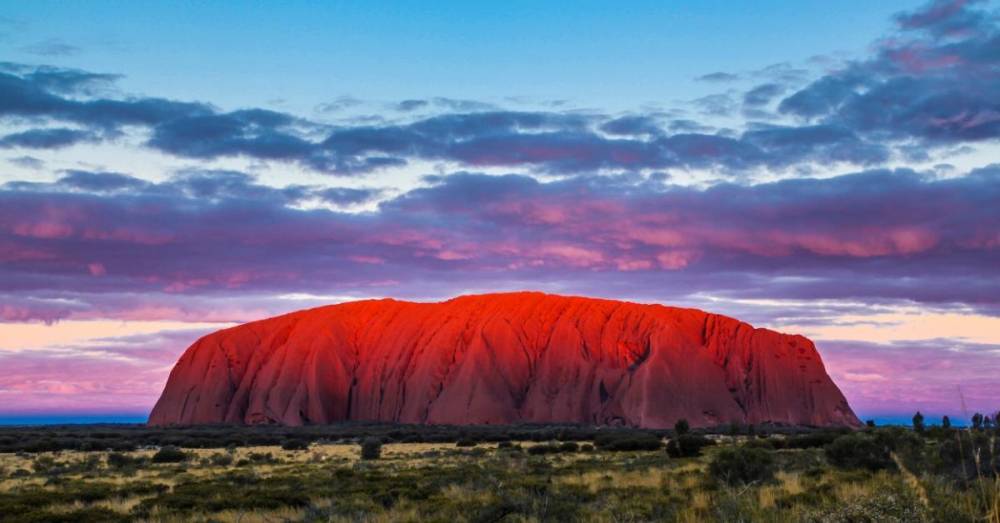 Священная скала Улуру в Австралии закрывается для посещений туристами