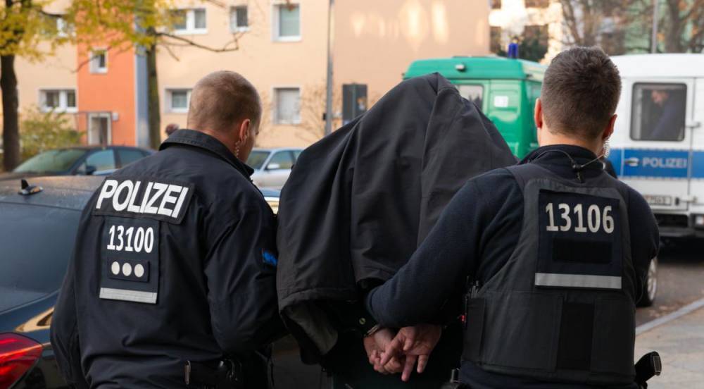 В Германии проходит масштабная спецоперация против преступного клана из Ливана