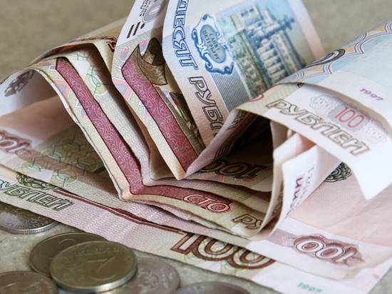 Повышение МРОТ: россиянам добавят денег на один поход в магазин
