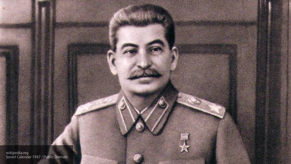 Комбаров рассказал свое отношение к Иосифу Сталину