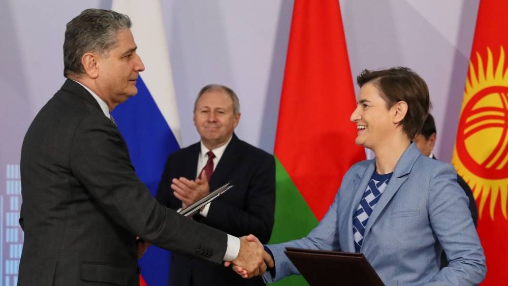 Сербия подписала соглашение с Россией, вызвавшее раздражение Запада