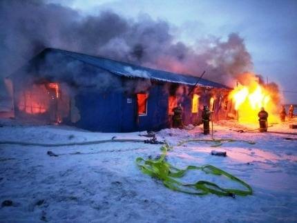 На Ямале сгорело общежитие для рабочих