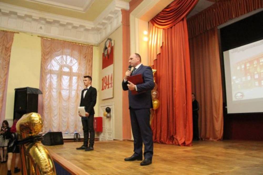 Игорь Гурьев поздравил Воркутинский горно-экономический колледж с юбилеем