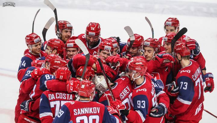 Хоккеисты "Локомотива" нанесли СКА пятое поражение кряду в КХЛ