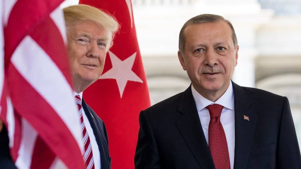 Трамп пригрозил Турции санкциями в случае обстрела курдских бандформирований в Сирии