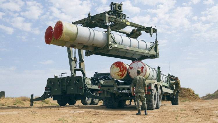 Путин обсудил с лидером Судана возможность поставок С-400