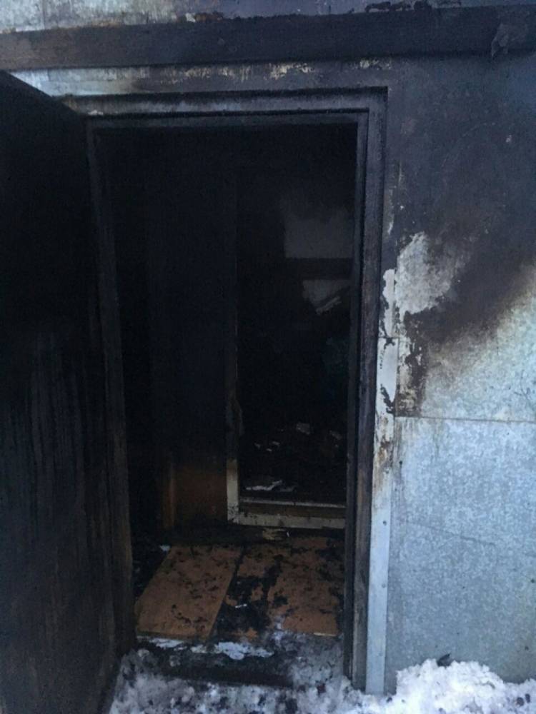 Пожар в многоквартирном доме в Кулотино не обошелся без жертв