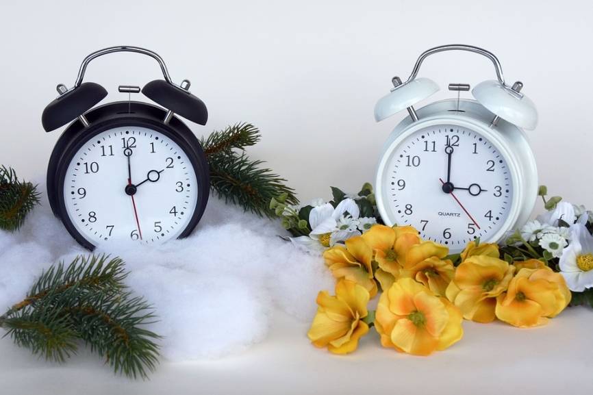 В Финляндии перевели часы на зимнее время