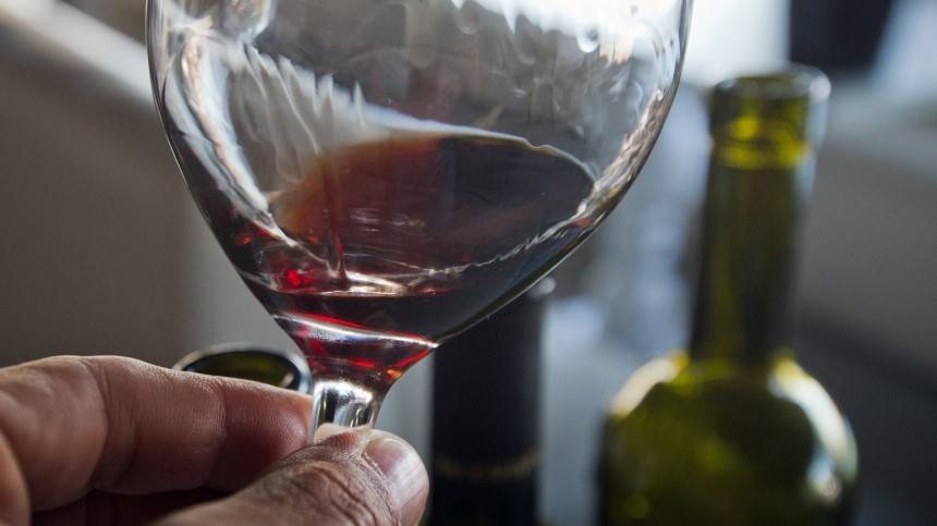 Директор «Усадьбы Дивноморское» подчеркнул важность наличия раздела вина России в винной карте