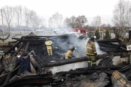 В российском селе при пожаре погибли трое детей