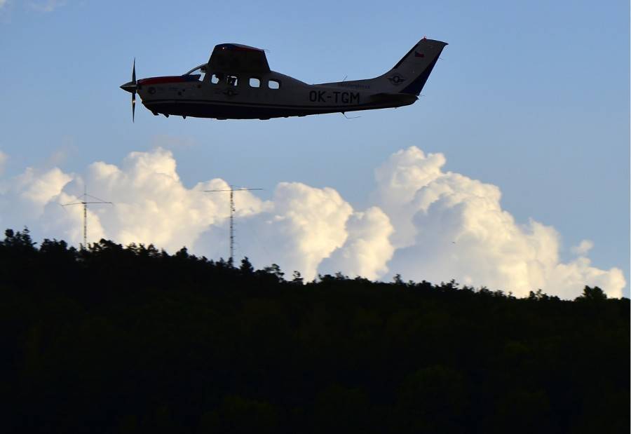 Поиски пропавшего самолета возобновили в Пермском крае