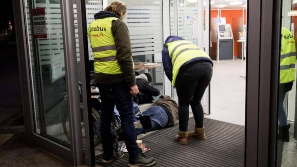В связи с похолоданием в Германии заработают центры для бездомных