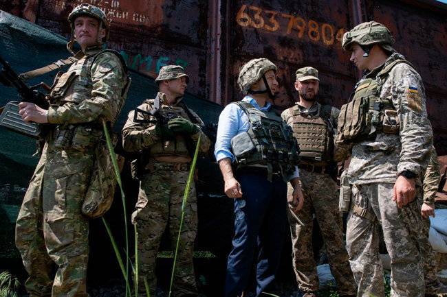 «Я же не лох какой-то» - Зеленский предпринял попытку отвести войска из Донбасса