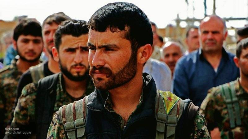 США отрабатывают "иракскую схему", воруя нефть в Сирии с помощью группировок курдов