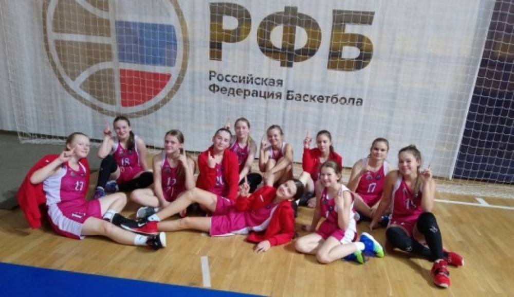 Спортсменки Коми вышли в I Полуфинал Всероссийских соревнований по баскетболу