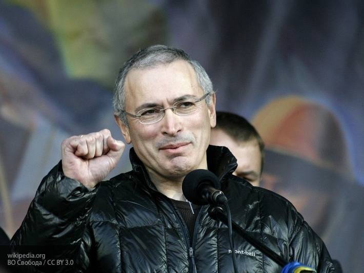 Деньги Ходорковского объединили «независимых публицистов» ради развала России