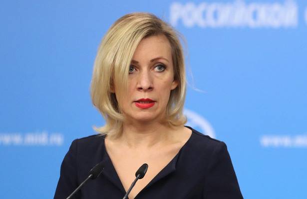 Захарова назвала самоуничтожением украинский «опыт войны с Россией»