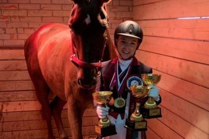 Мосгорсуд освободил осужденную чемпионку по конному спорту