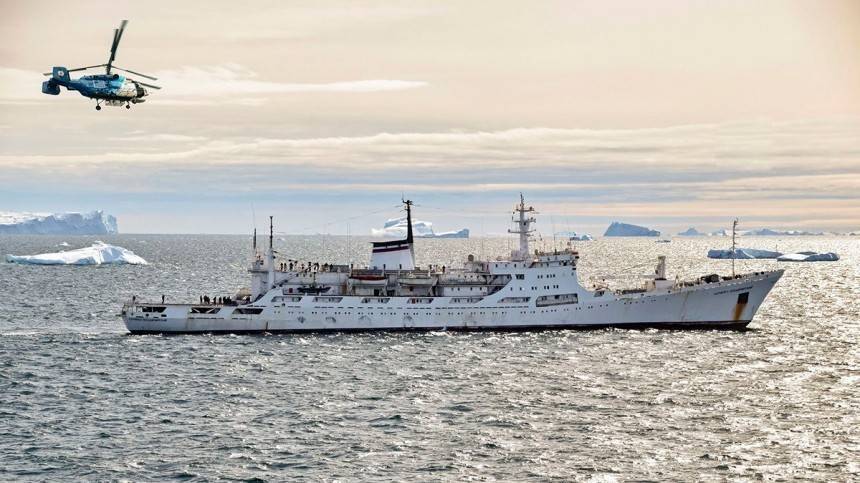Океанографическое судно «Адмирал Владимирский» в декабре отправится в поход в Антарктиду