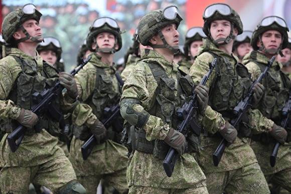 «Новая газета» рассказала, что российским военным не дают увольняться из армии