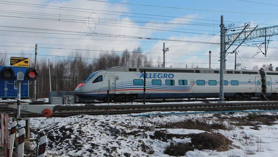 Поезд "Аллегро" из Хельсинки опоздал в Петербург на час