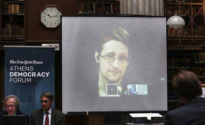 The Times (Великобритания): я застрял в России, и мне приходится тяжко, говорит Эдвард Сноуден