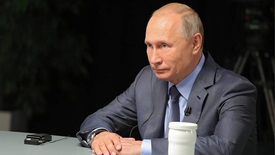 Путин поручил ввести уголовное наказание за пропаганду наркотиков в интернете