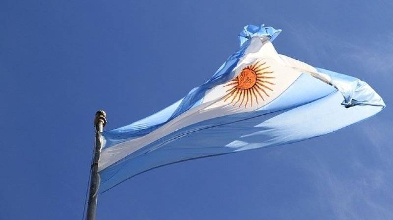 Избранный президент Аргентины встретится с действующим лидером страны