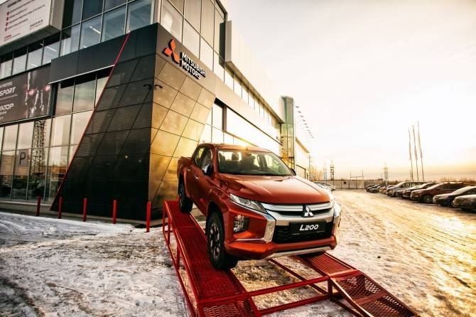 Mitsubishi открыла первый на Урале дилерский центр в новом формате